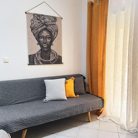 Efrosini Downtown Apartment Chalkís Szoba fotó