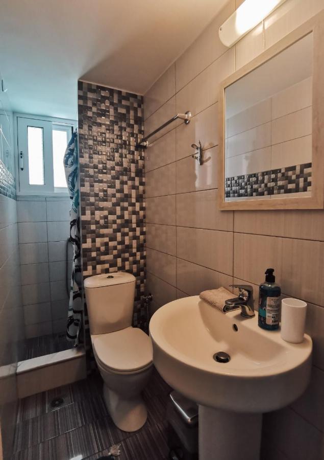 Efrosini Downtown Apartment Chalkís Kültér fotó